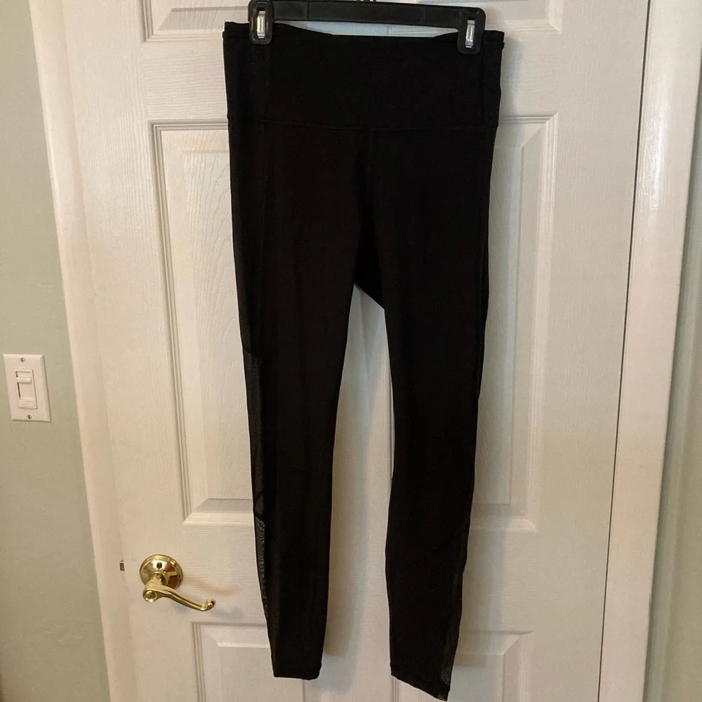 Lululemon Body Con Tight - Picture 3 of 7